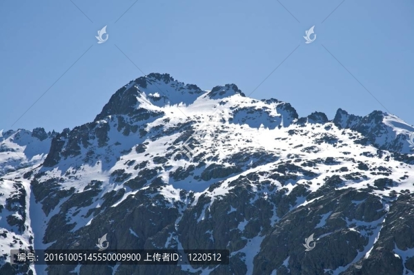 大雪格雷多斯山地