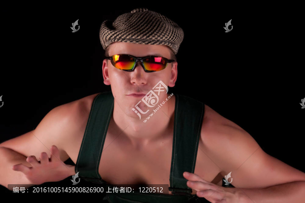 怪胎.工人階級。