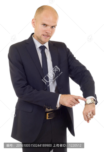 商人看著他的手表