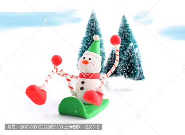 滑雪橇的雪人