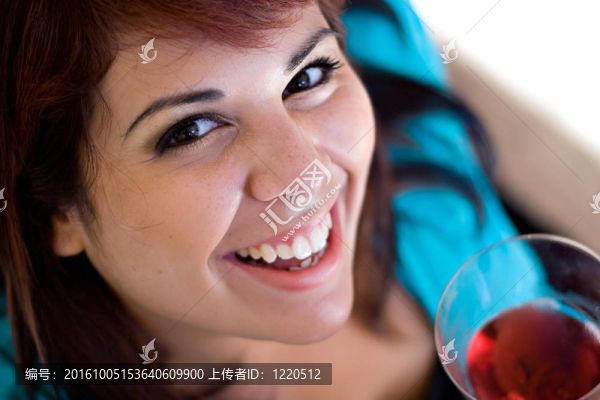 快樂(lè)的品酒師