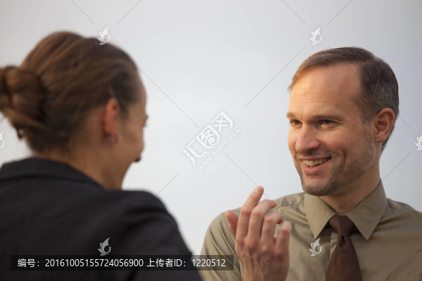 友好的談話室外