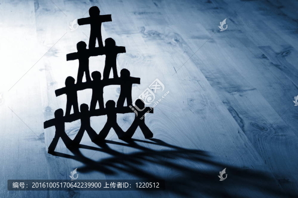 團(tuán)隊(duì)的紙片人