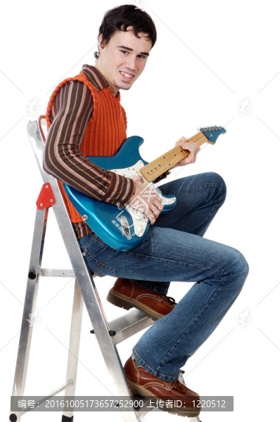 吸引人的音樂年輕人