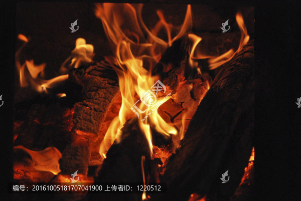 火