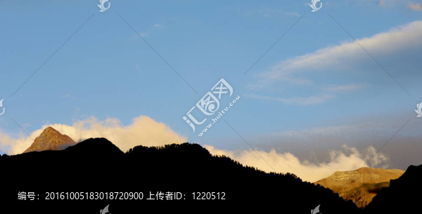 峰巖