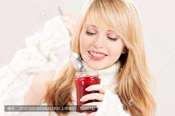 快樂少女與懸鉤子果醬