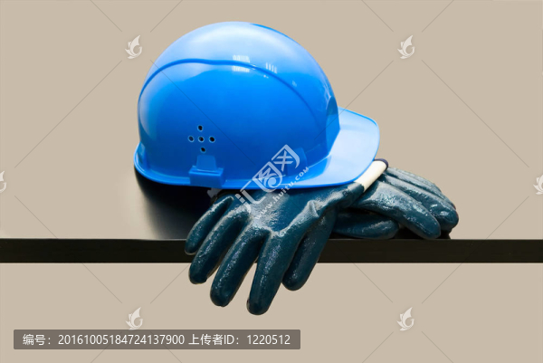 安全帽和手套