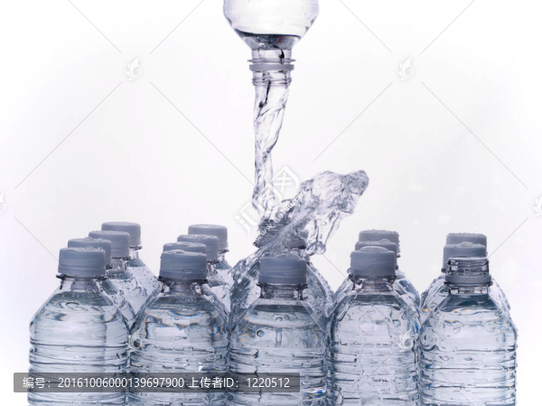 瓶裝水