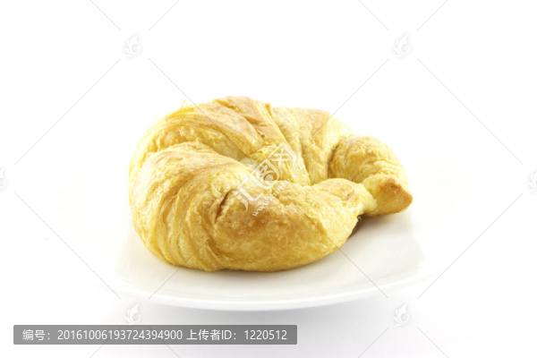 在一個(gè)白色的板牛角包
