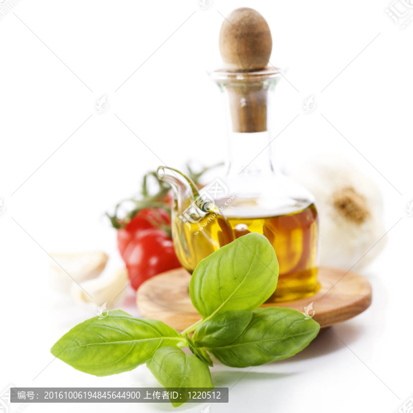 橄欖油和蔬菜