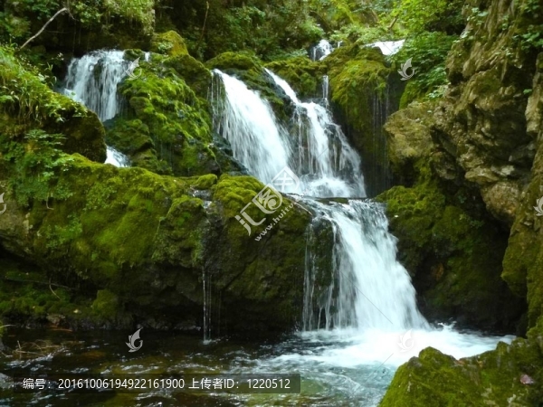瀑布克羅帕