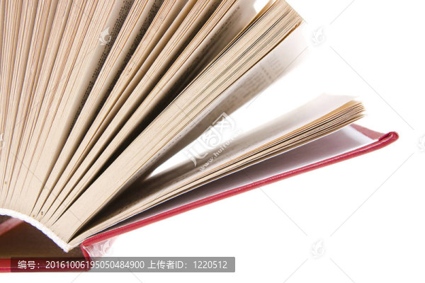 在白色背景上孤立的書(shū)