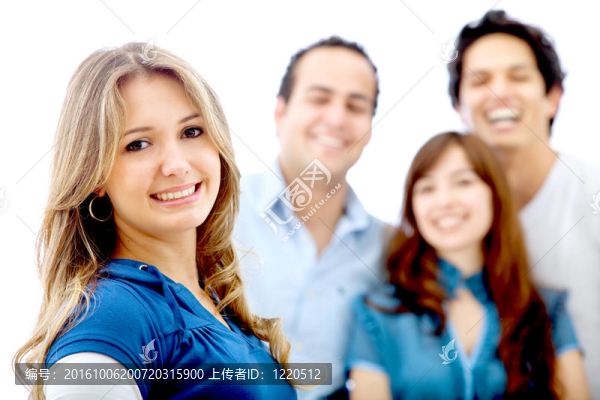 與朋友隔離的女人
