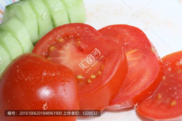 健康的食物。餐桌上的美味新鮮蔬菜。