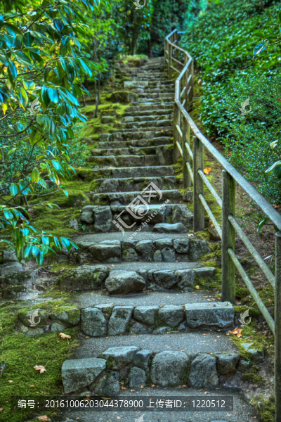 日本花園的石梯HDR