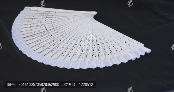 白西班牙球迷隔離