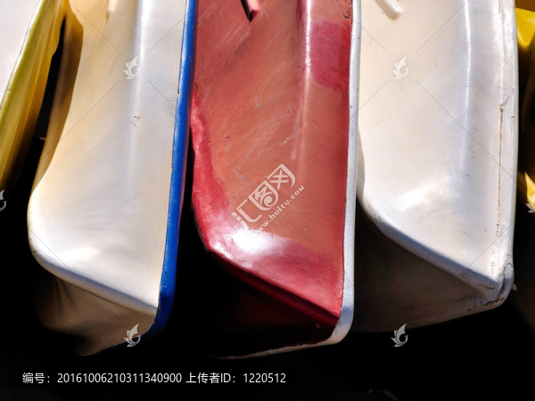 船