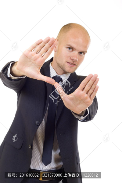 商人用手做一個框架