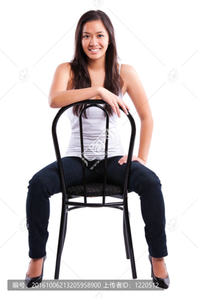 美麗快樂的亞洲女人