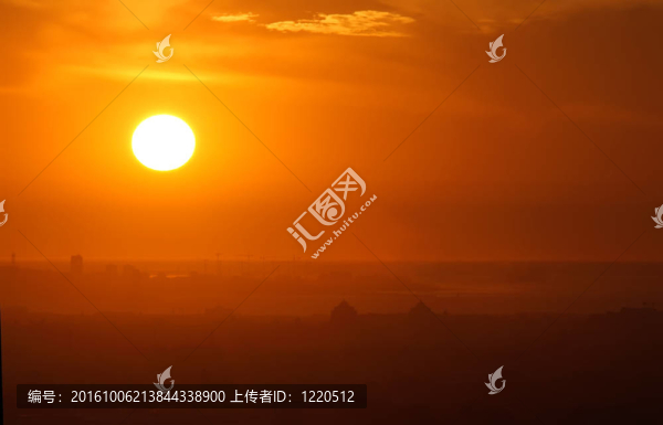 金色夕陽