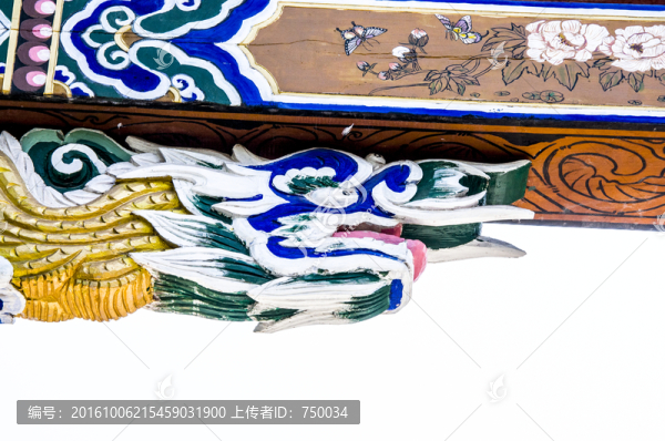 龍頭精雕