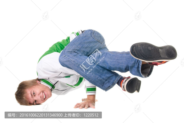 年輕的舞者的姿勢(shì)。