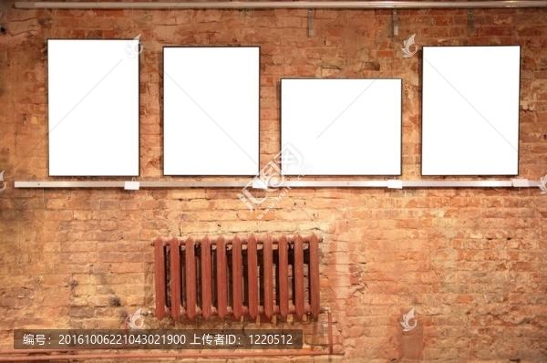 磚墻上的框架