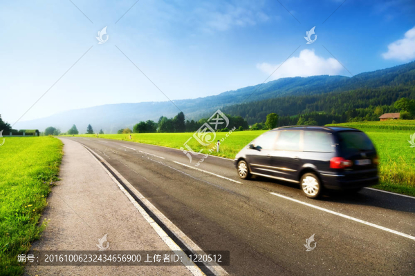 阿爾卑斯山脈的旅行