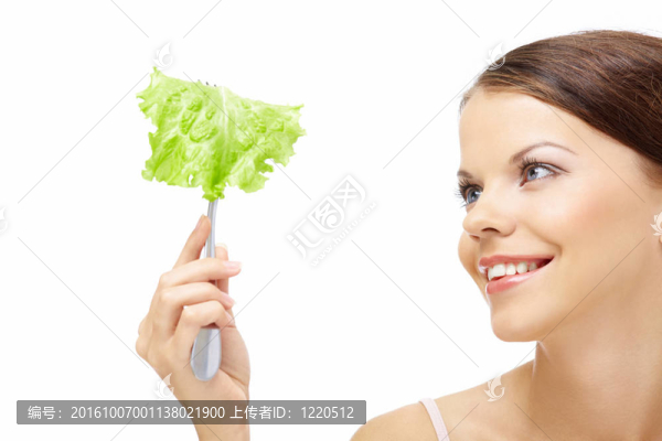 女孩和沙拉葉