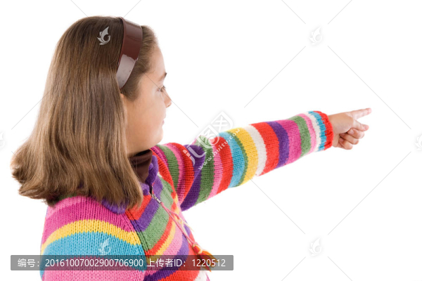 可愛的女孩與羊毛夾克指向