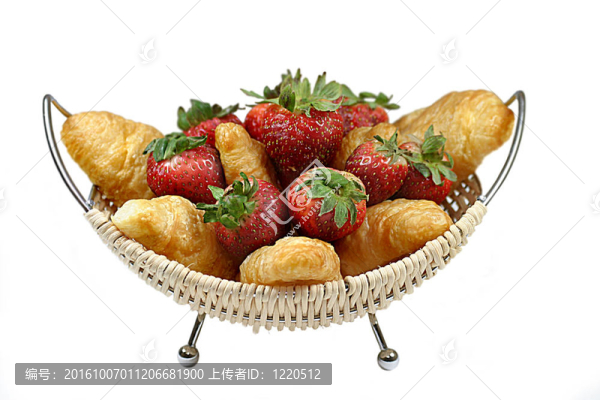 croisants和strawbarry
