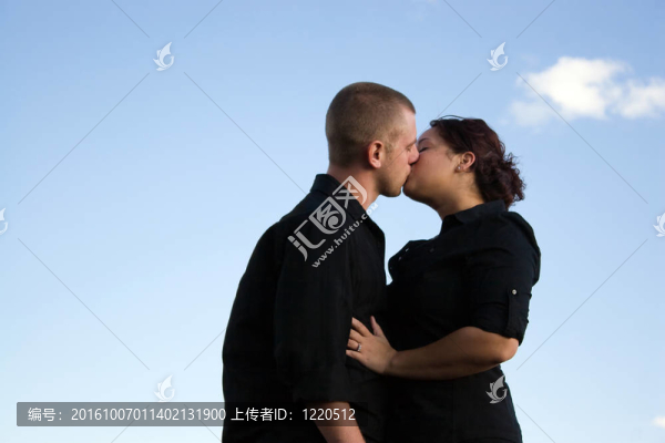 迷人的Young,Couple