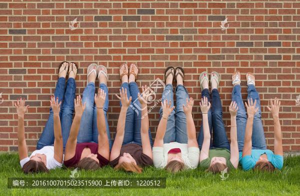 大學女生群體