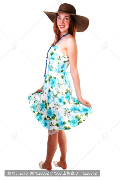 穿著白色和綠色衣服的漂亮女孩。