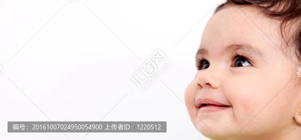 嬰兒的笑臉