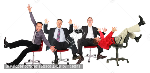 快樂的商人在椅子上