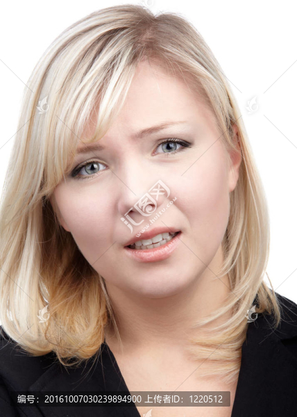 擔(dān)心的金發(fā)女孩