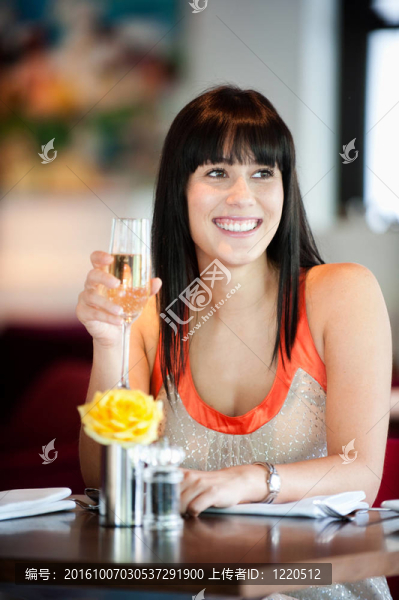 女人與酒