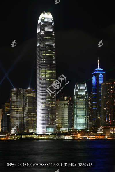 香港島的建筑在夜晚