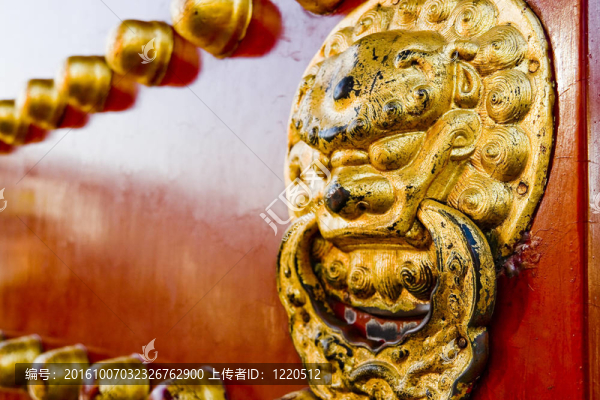 古紅寺門