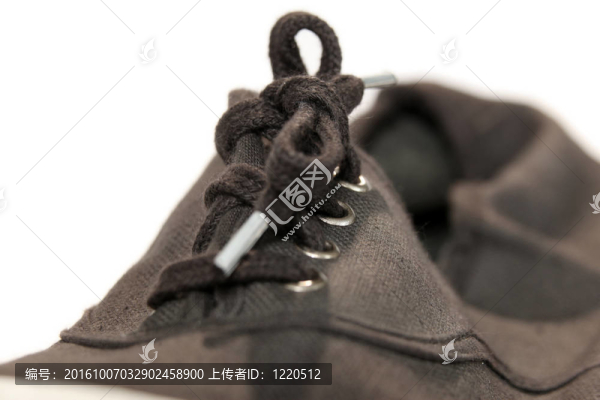 不經(jīng)意的甲板鞋