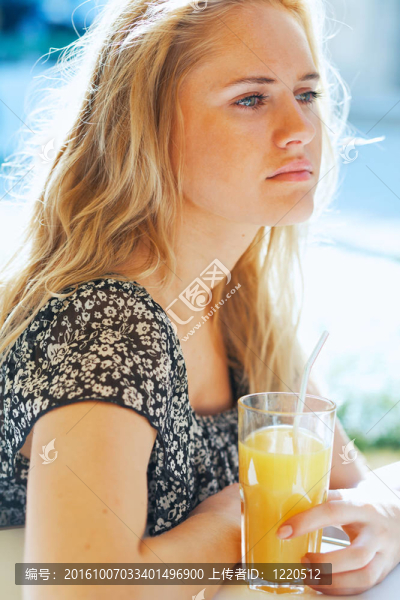 女人與汁