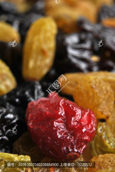 干漿果混合；在早餐或小吃大