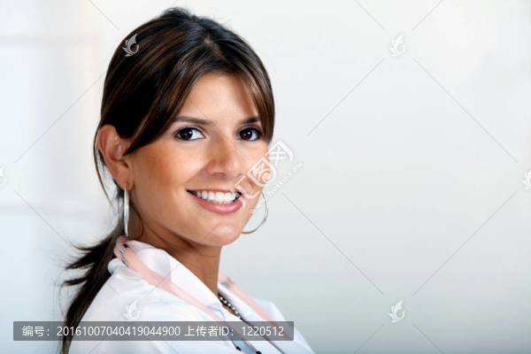 女醫(yī)生微笑