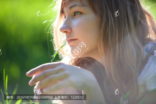 年輕女子的肖像
