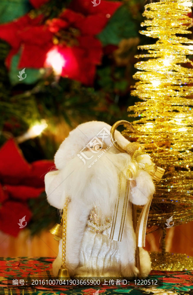 魔法圣誕與Santa和金樹