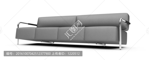 在白色沙發(fā)