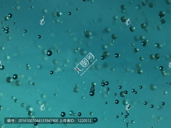 泡沫沐浴露