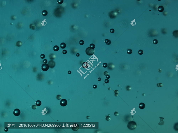泡沫沐浴露